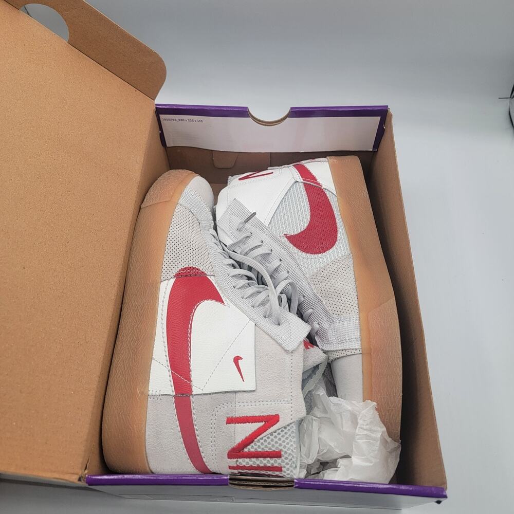 Nike SB Zoom Blazer Mid Men's Red&white& Gum Size 10 Mens.with Box